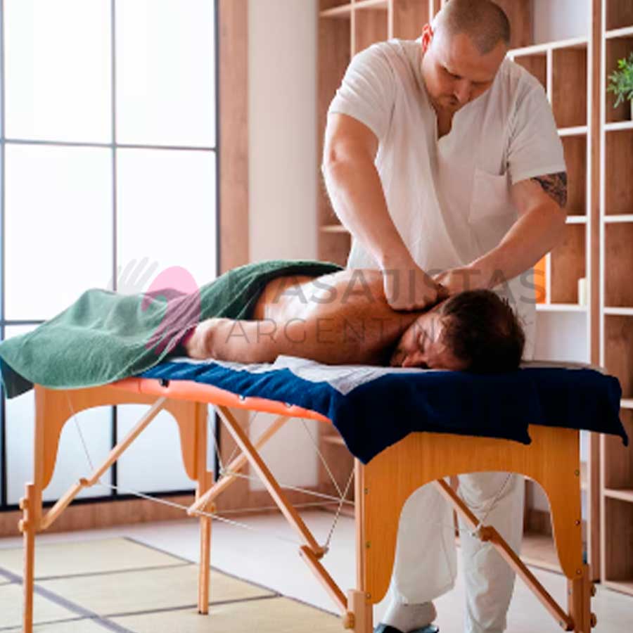 Mariano Masoterapeuta atendiendo en Villa-Crespo